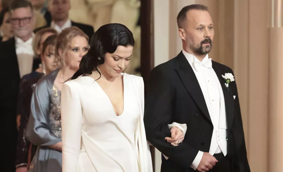 jenni vartiaisen puoliso